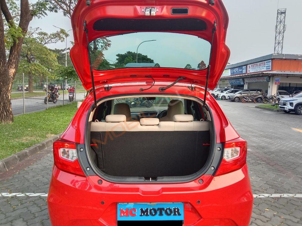 https://mobilku.s3.ap-southeast-3.amazonaws.com/ads/1000/b55387f9-d133-43a1-8e68-3c9385a17488.jpeg