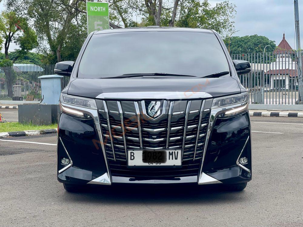 Mobil Toyota Alphard 2019