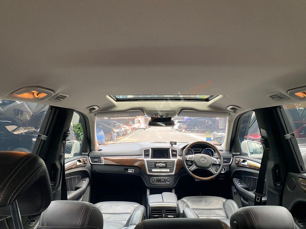 Mobil Mercedes-Benz GL 2016