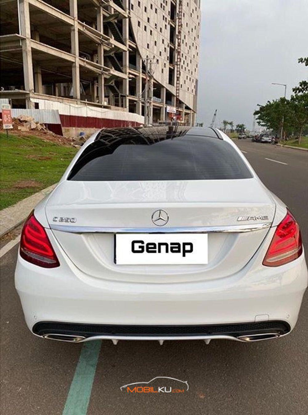 https://mobilku.s3.ap-southeast-3.amazonaws.com/ads/1000/beafae7f-16b5-4636-aefc-2c0c1b0367d2.jpeg