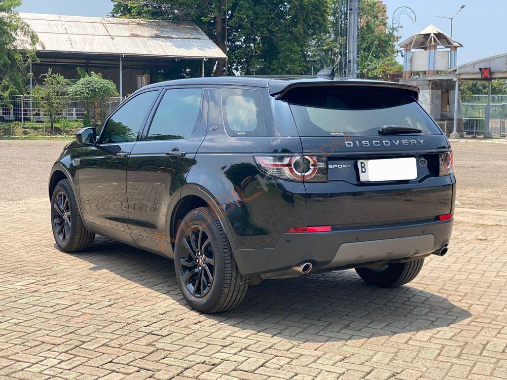 Mobil Land Rover Discovery Series II 2018