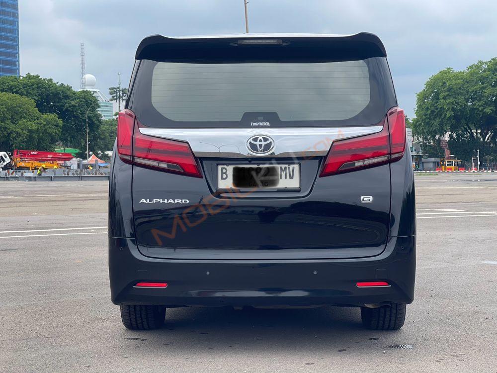 Mobil Toyota Alphard 2019