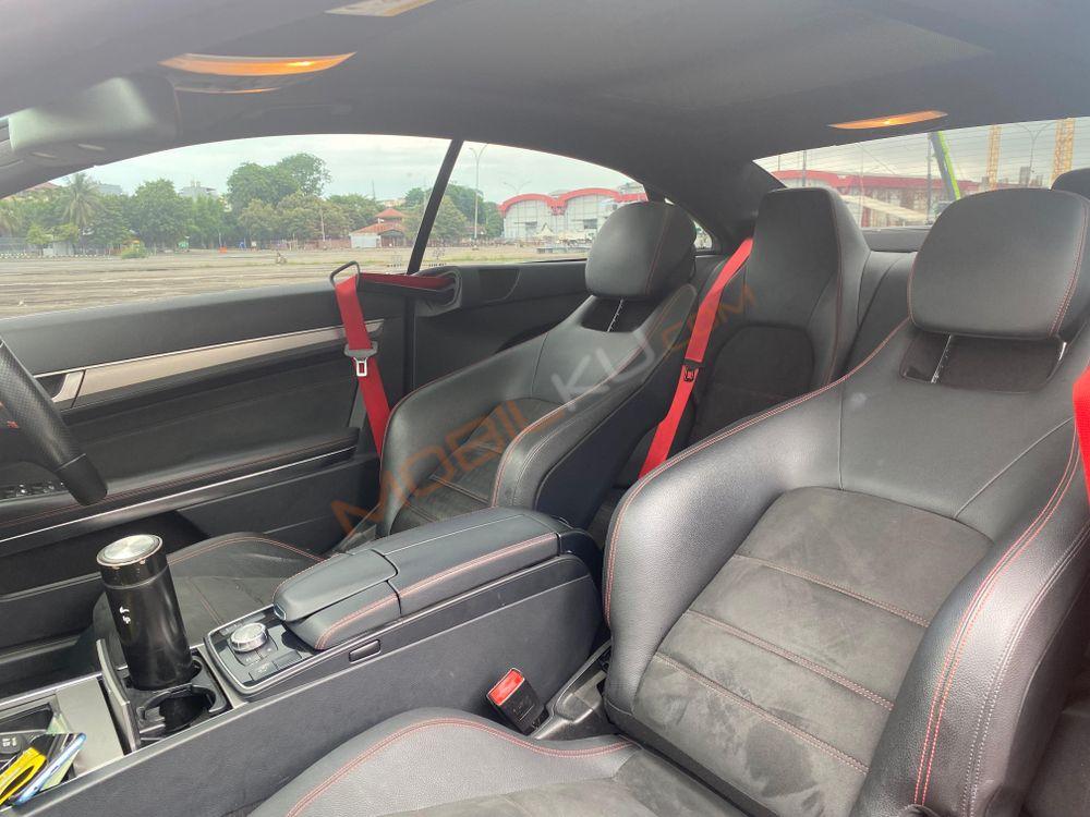Mobil Mercedes-Benz E-Class 2014