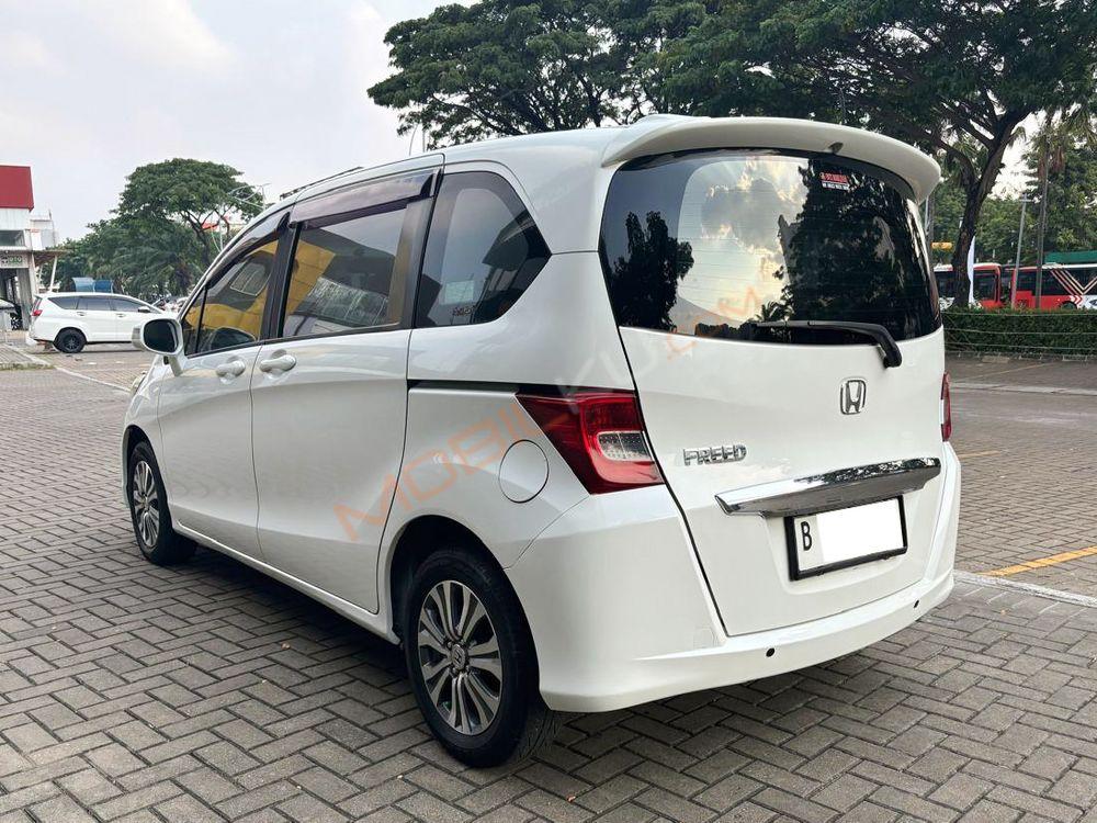 https://mobilku.s3.ap-southeast-3.amazonaws.com/ads/1000/c1fe68ef-202f-4633-8892-8cfe8e0e75d1.jpeg