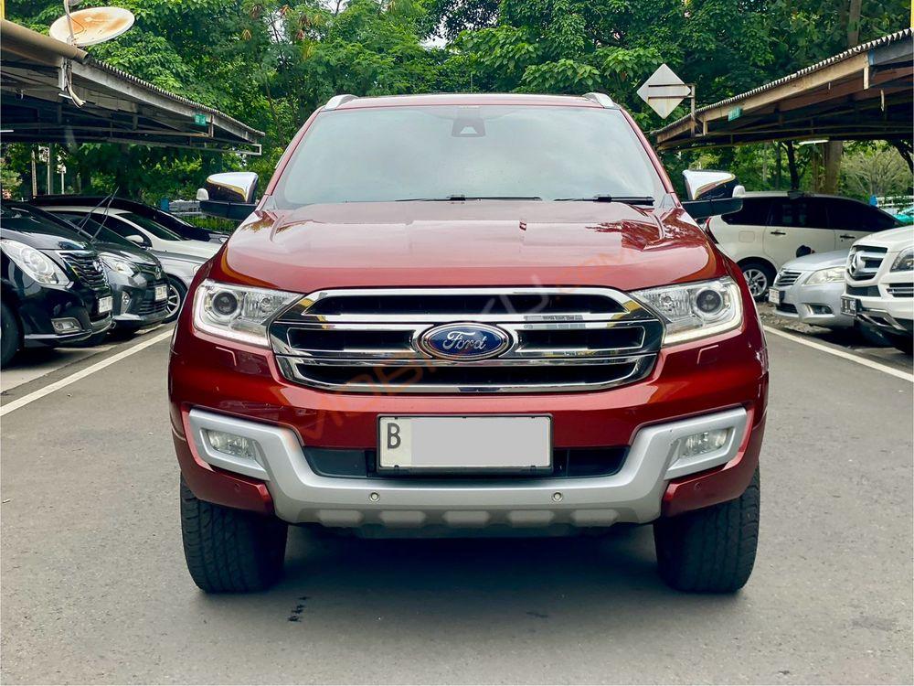 Mobil Ford Everest 2016