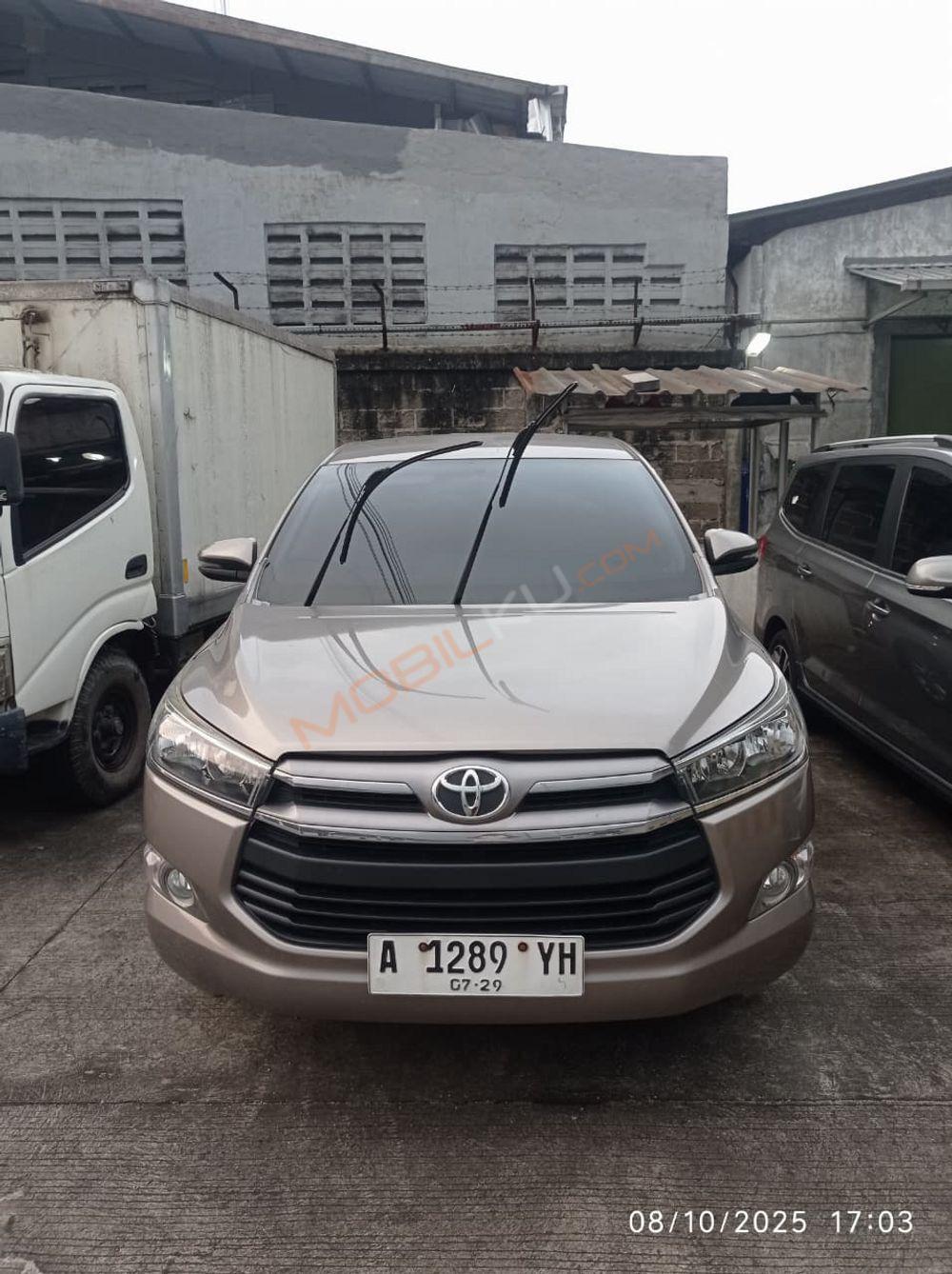 Mobil Toyota Kijang Innova 2019