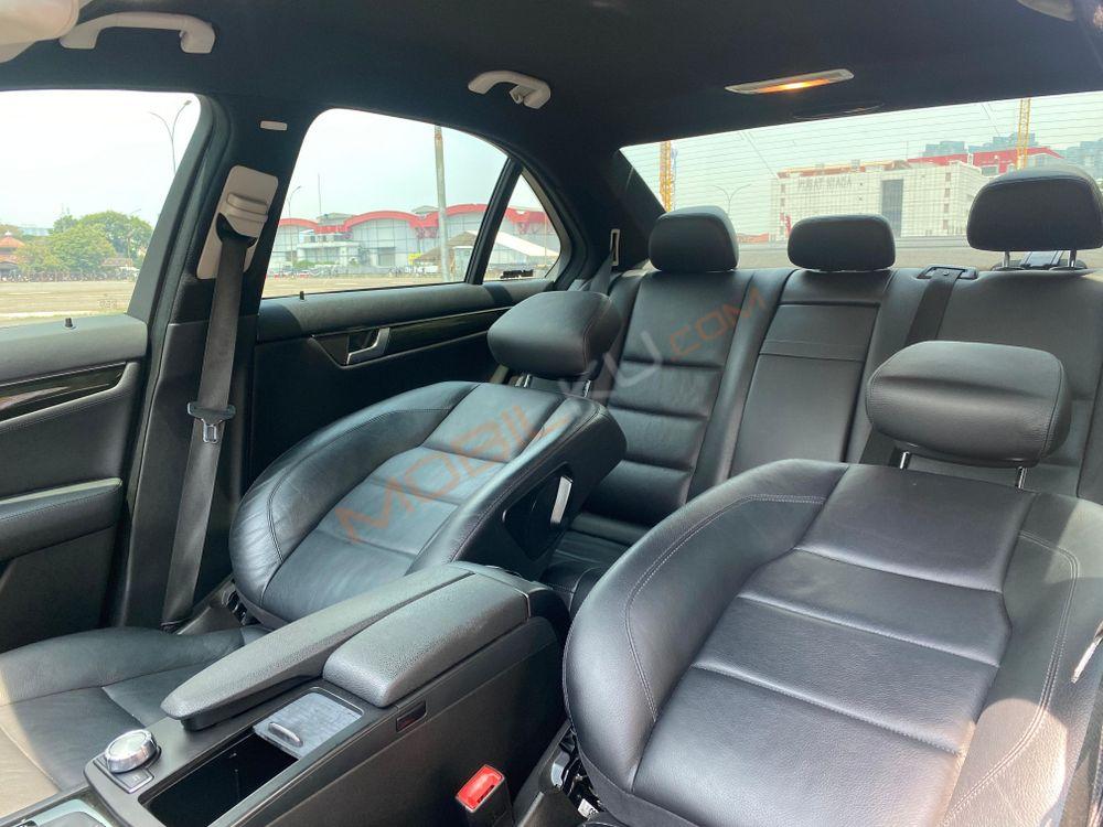 Mobil Mercedes-Benz C-Class 2014