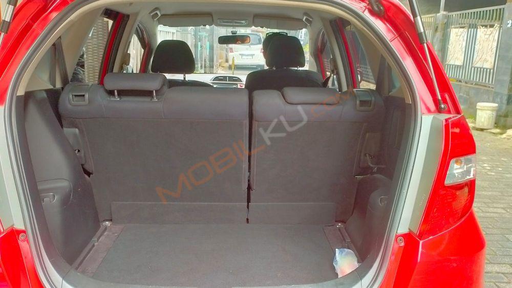 Mobil Honda Jazz 2013