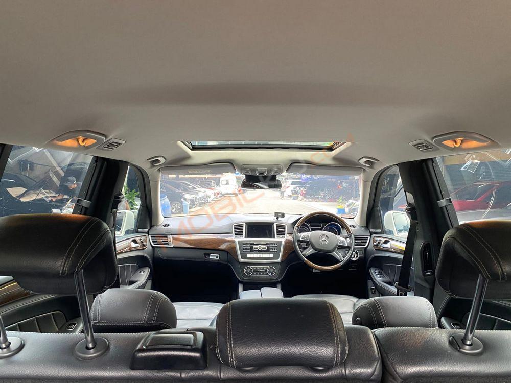 Mobil Mercedes-Benz GL 2016