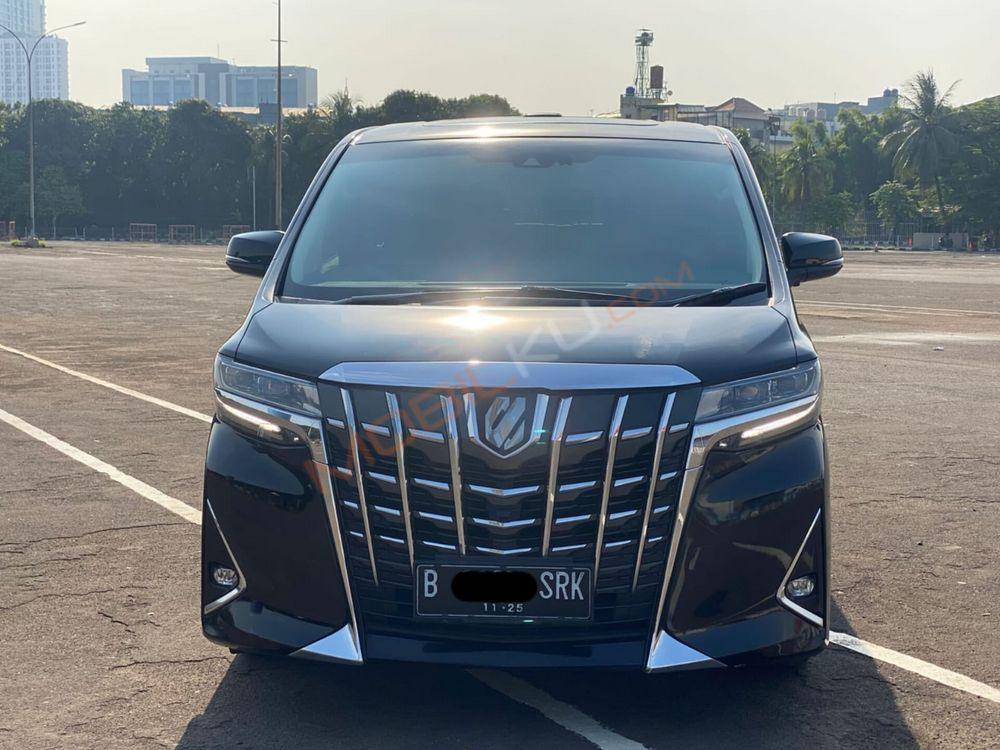 Mobil Toyota Alphard 2020