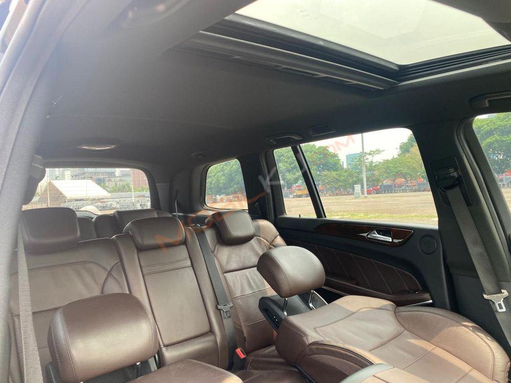 Mobil Mercedes-Benz GL 2014