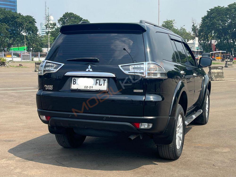 Mobil Mitsubishi Pajero Sport 2010