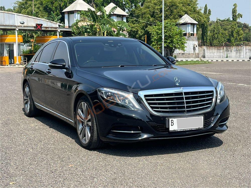 Mobil Mercedes-Benz S-Class 2015