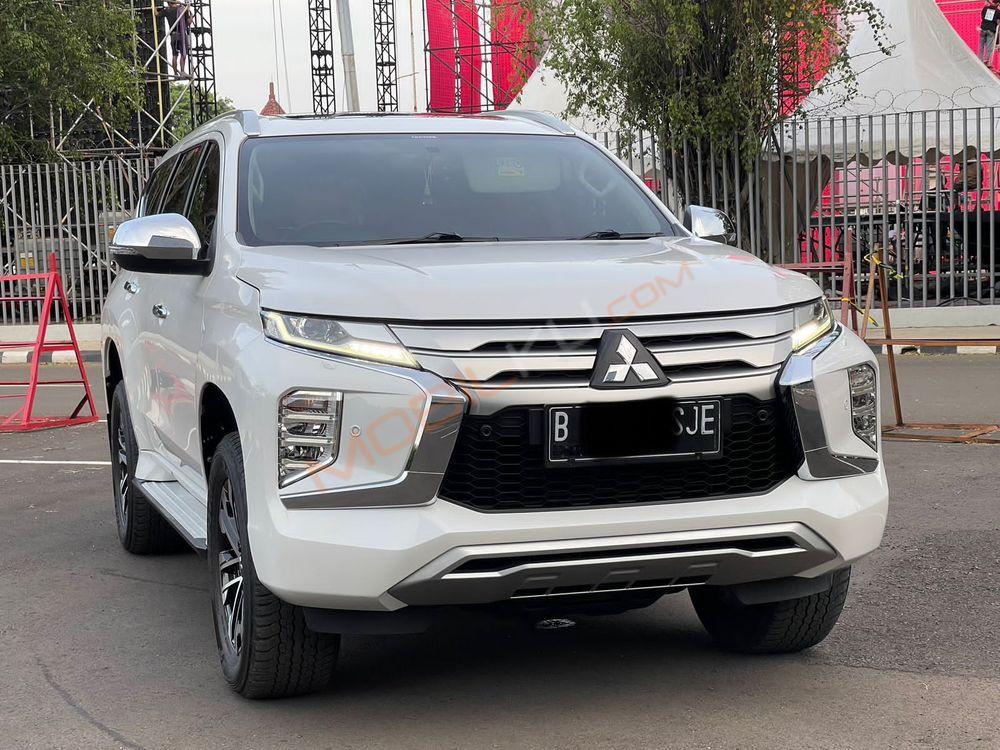 Mobil Mitsubishi Pajero Sport 2021