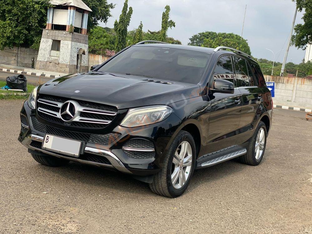 Mobil Mercedes-Benz GLE 2016