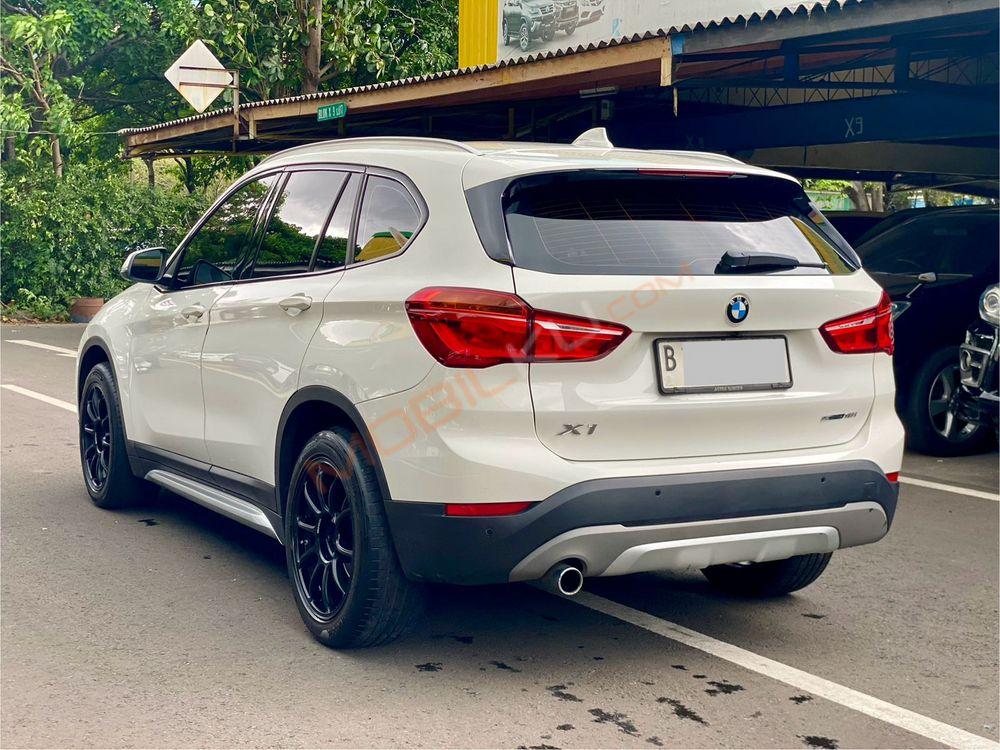 Mobil BMW X1 2019