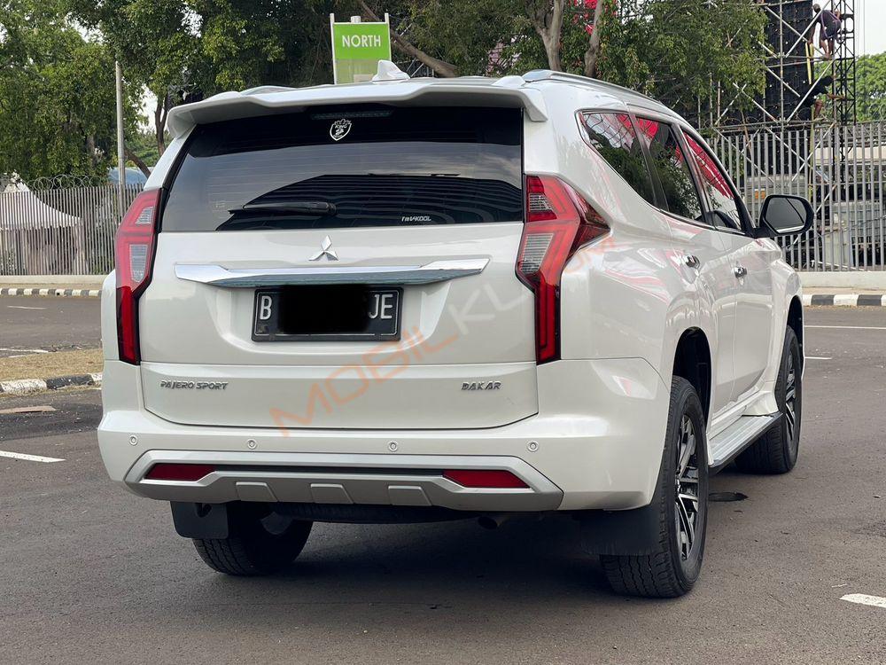 Mobil Mitsubishi Pajero Sport 2021