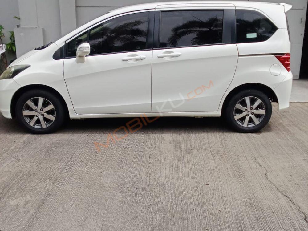 https://mobilku.s3.ap-southeast-3.amazonaws.com/ads/1000/d83f9ba4-5b00-4aa9-bb52-2421c522e67f.jpeg