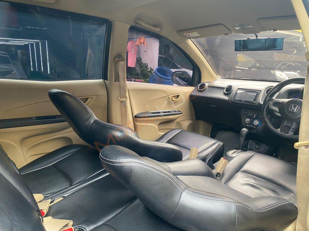 Mobil Honda Mobilio 2014