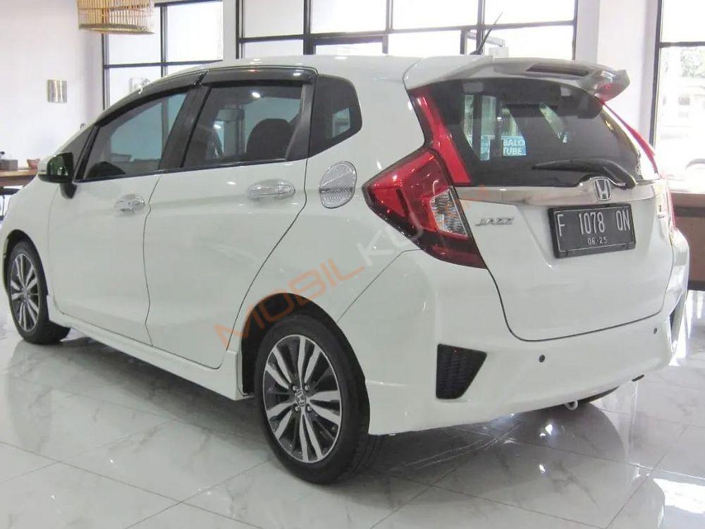 https://mobilku.s3.ap-southeast-3.amazonaws.com/ads/1000/dbd40d90-c996-4ae5-a327-e25622b4bfbe.jpeg
