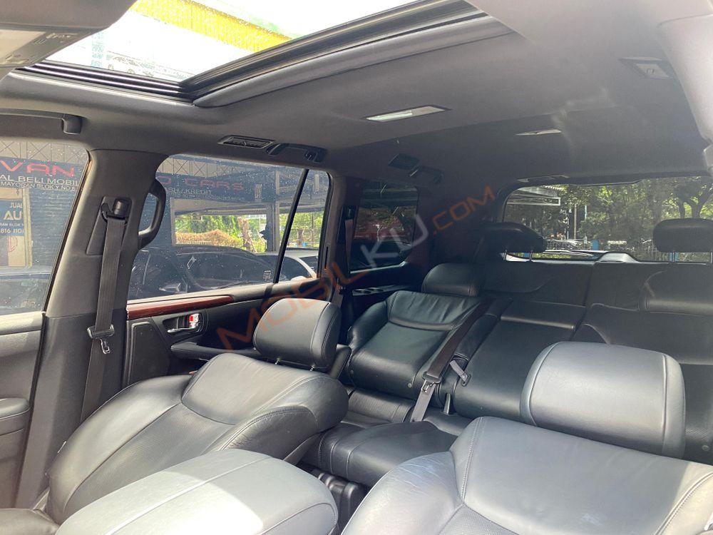 Mobil Lexus LX 2014