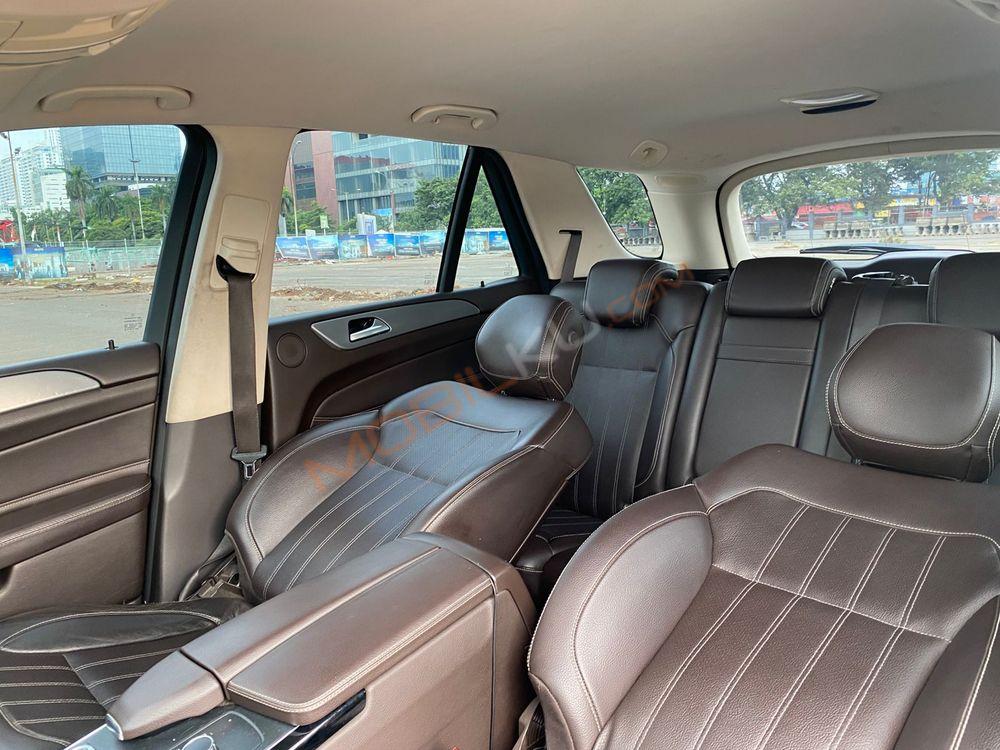 Mobil Mercedes-Benz GLC 2016