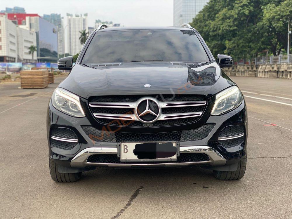Mobil Mercedes-Benz GLE 2016