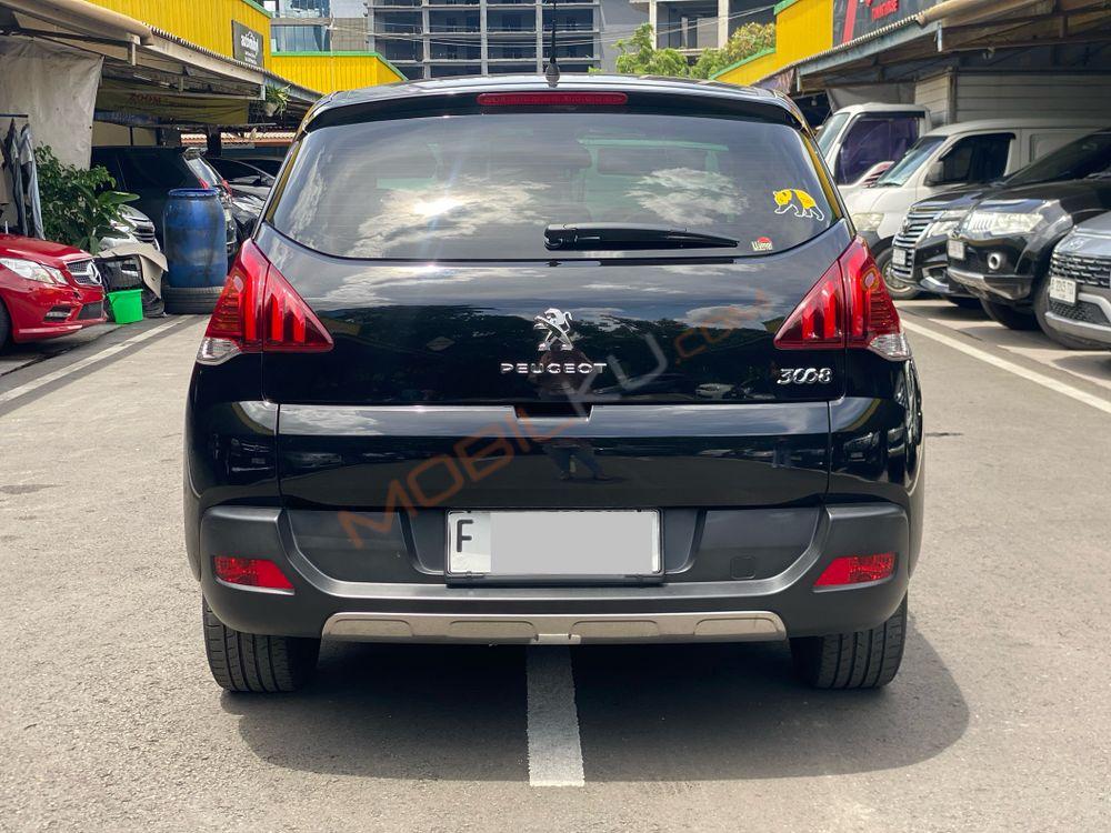 Mobil Peugeot 3008 2016