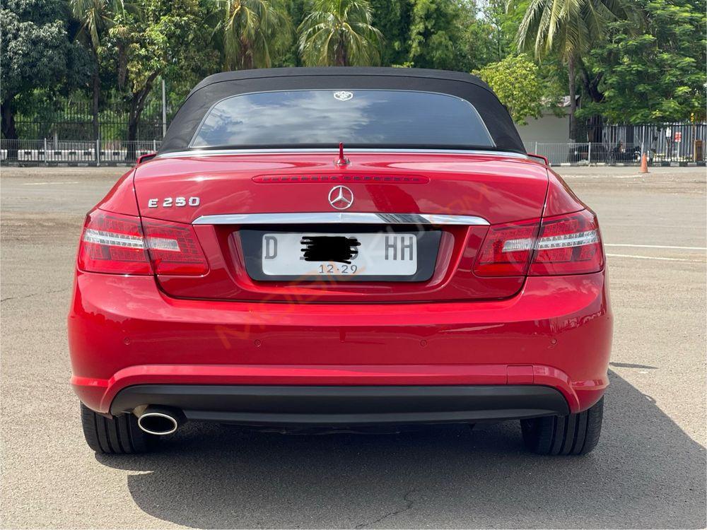 Mobil Mercedes-Benz E-Class 2013