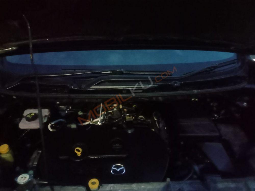 Mobil Mazda Biante 2012