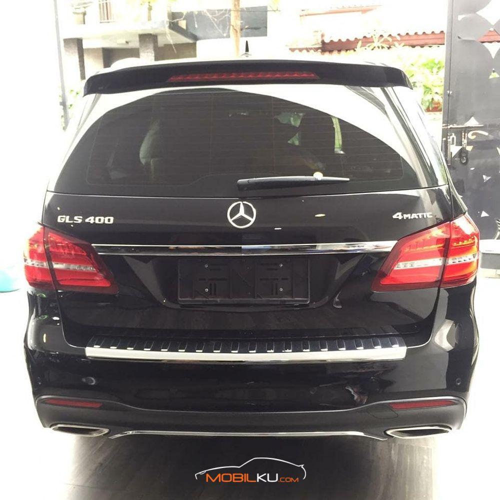 https://mobilku.s3.ap-southeast-3.amazonaws.com/ads/1000/e189e29d-c22d-4c5c-b0bc-c2c66c085686.jpeg