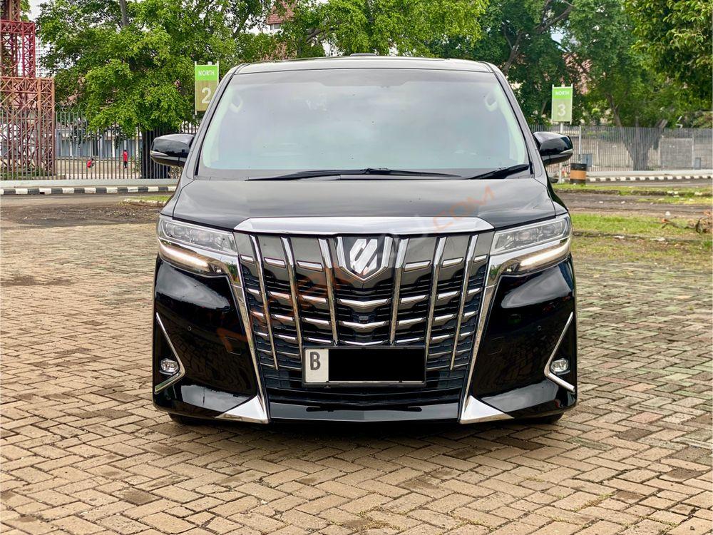 Mobil Toyota Alphard 2019