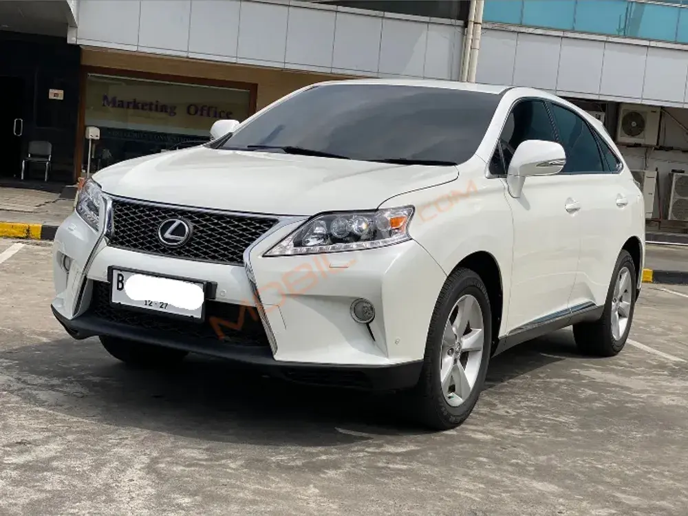 Mobil Lexus RX 2011