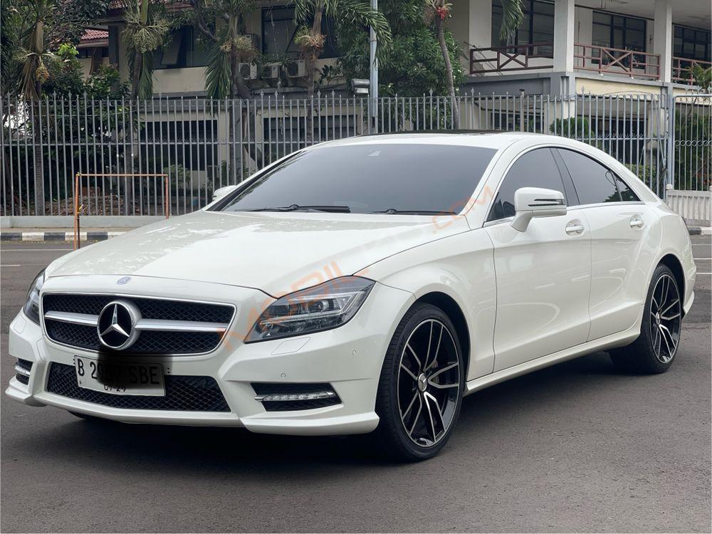 Mobil Mercedes-Benz CLS 2013