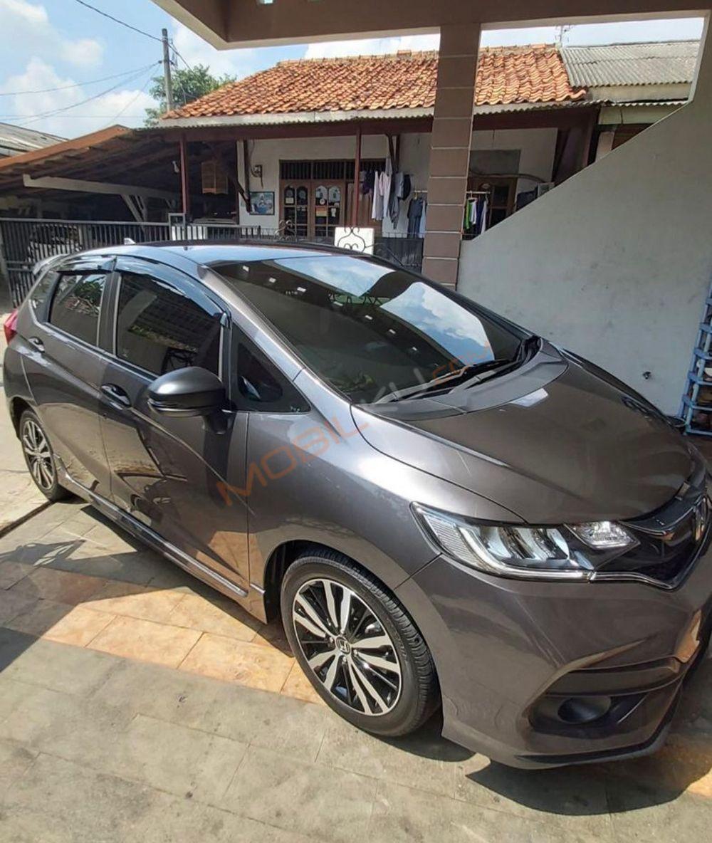 Mobil Honda Jazz 2020