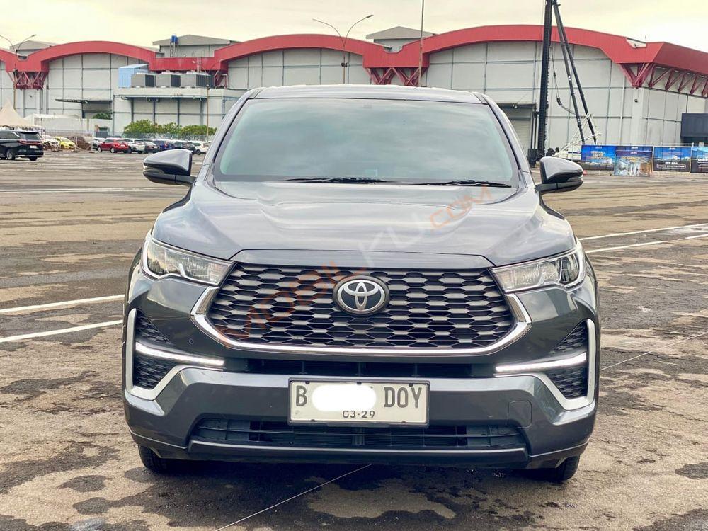 Mobil Toyota Kijang Innova Zenix 2024
