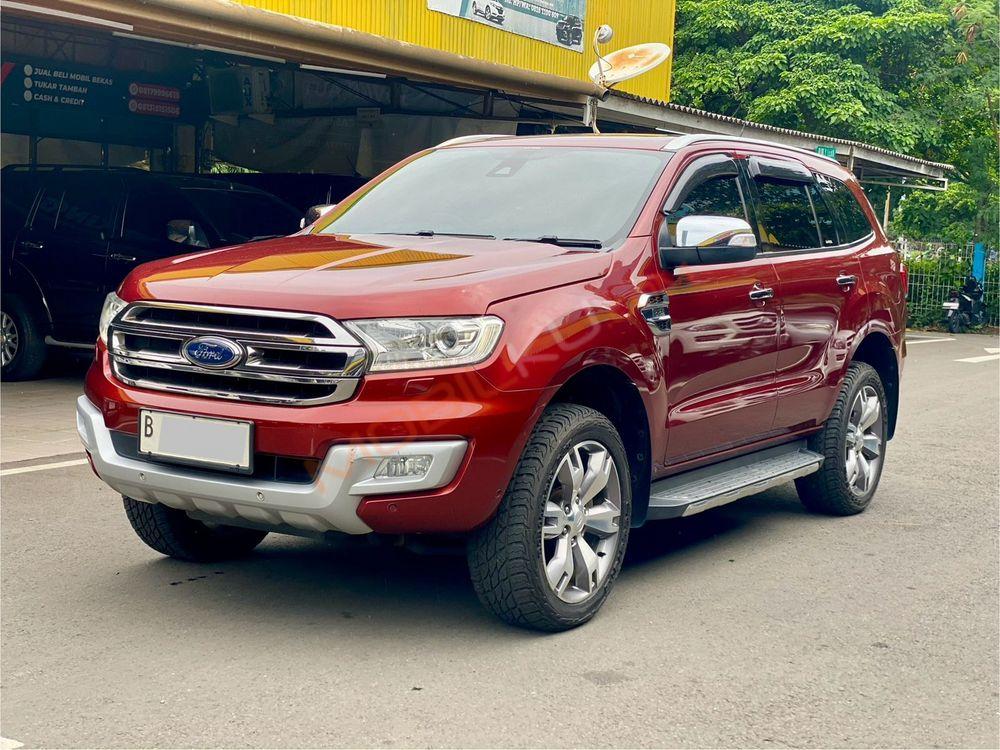 Mobil Ford Everest 2016