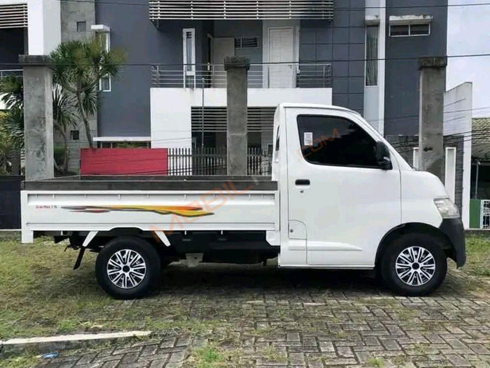 https://mobilku.s3.ap-southeast-3.amazonaws.com/ads/1000/e710e67b-bd1d-4a9e-89cb-000f9879b96a.jpeg