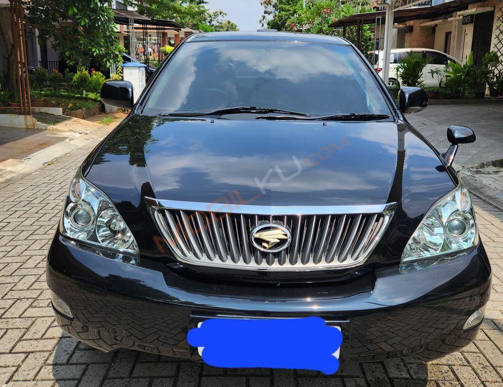 Mobil Toyota Harrier 2013