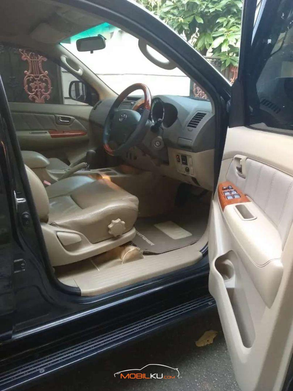 https://mobilku.s3.ap-southeast-3.amazonaws.com/ads/1000/e890bb47-656e-4bc5-8b23-d92a46faae32.jpeg