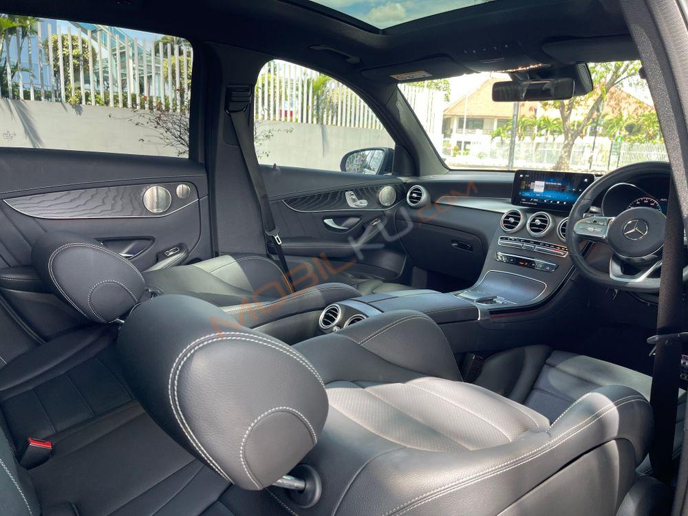 Mobil Mercedes-Benz GLC 2022