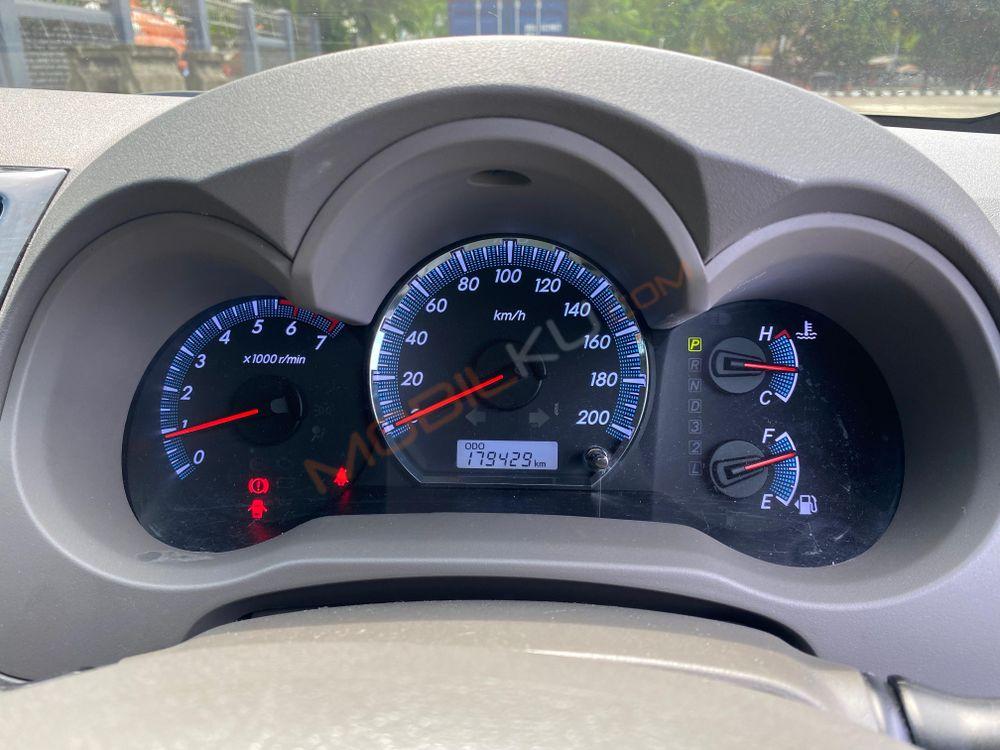 Mobil Toyota Fortuner 2013