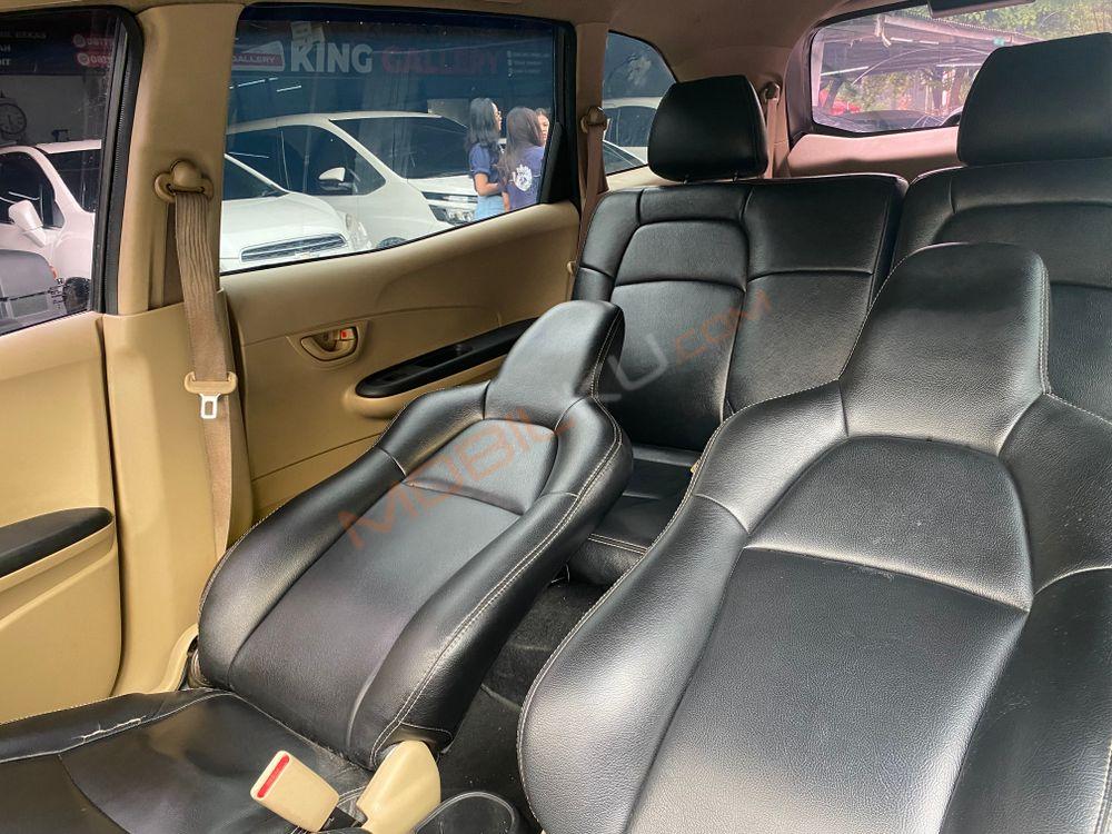 Mobil Honda Mobilio 2014