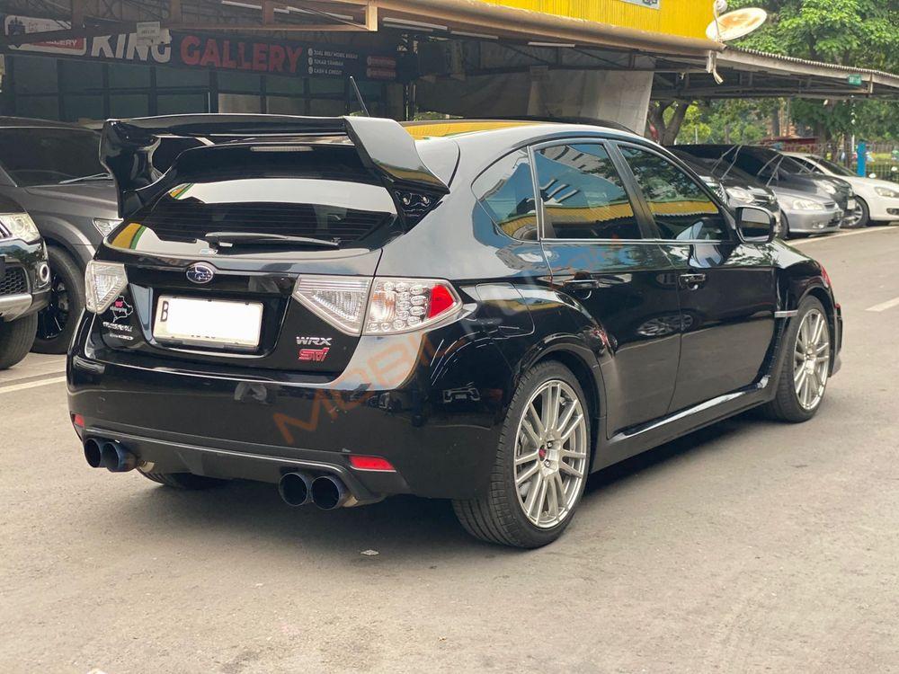 Mobil Subaru Impreza 2013