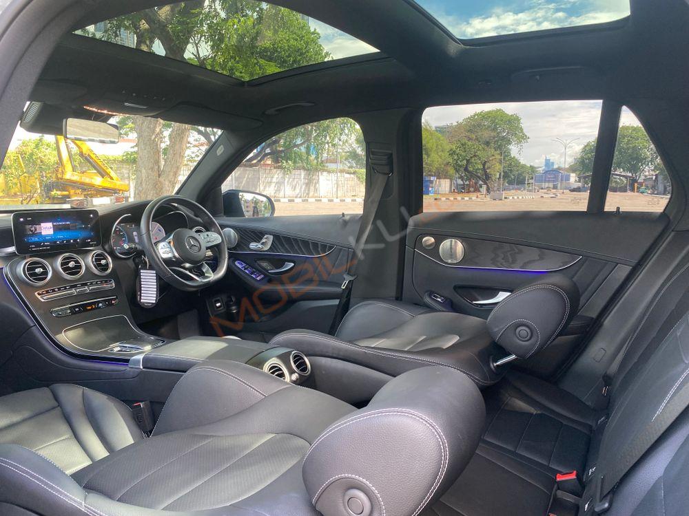 Mobil Mercedes-Benz GLC 2022