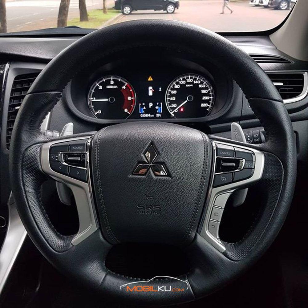Mobil Mitsubishi Pajero Sport 2018