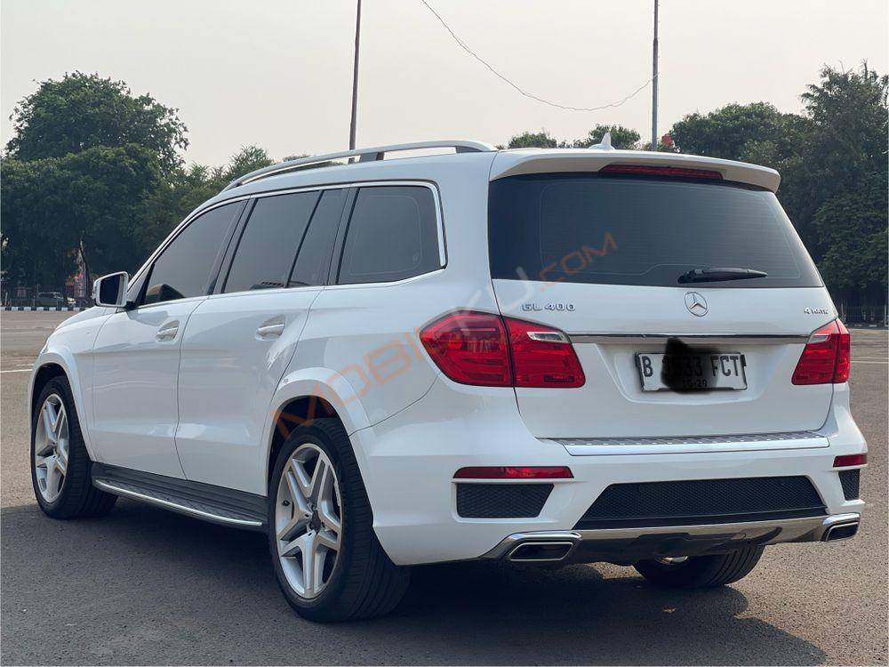 Mobil Mercedes-Benz GL 2014