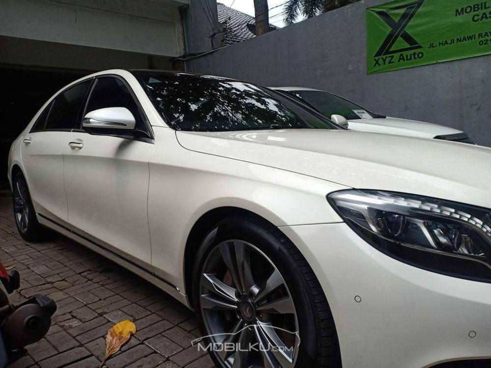 https://mobilku.s3.ap-southeast-3.amazonaws.com/ads/1000/fa05d9b3-6463-46b0-afb7-f793fb9233d8.jpeg