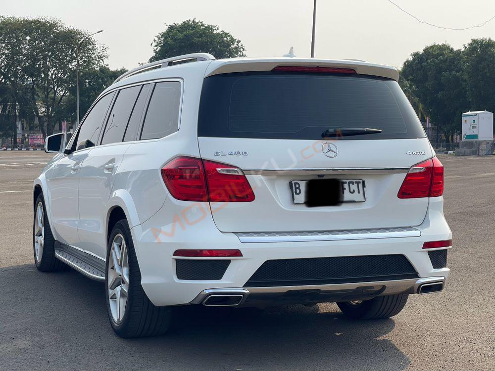 Mobil Mercedes-Benz GL 2014