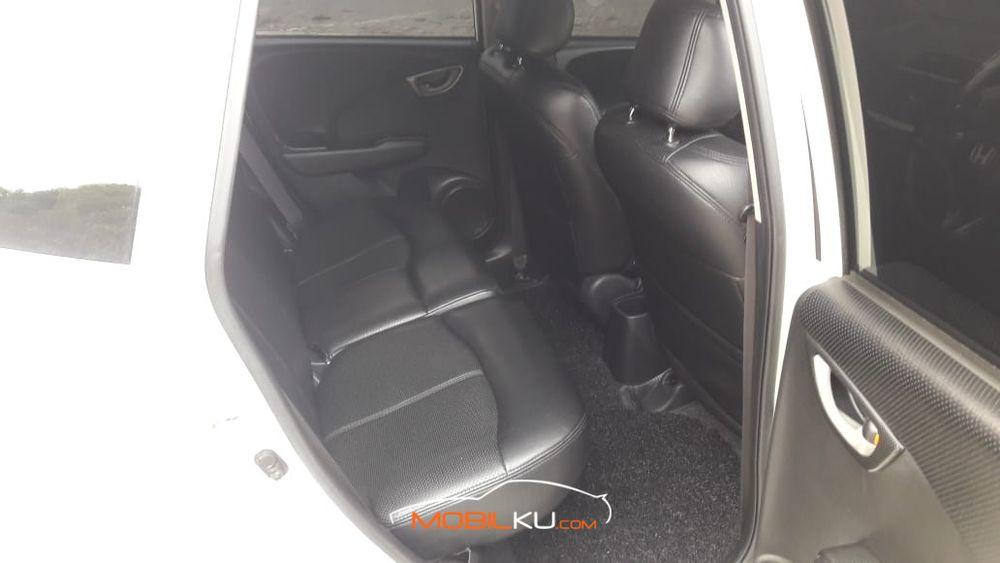 https://mobilku.s3.ap-southeast-3.amazonaws.com/ads/1000/fbbf6c7a-3107-4bd6-a41f-9a4e96d6ebf2.jpeg
